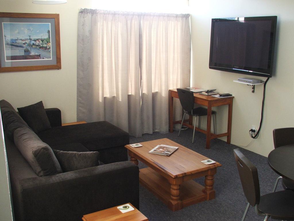 Mount View Motel Hawera Room photo